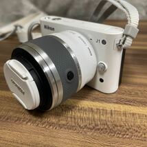 №11　Nikon　ニコン 　Nikon１　J１　ホワイト　ミラーレス一眼レフカメラ　【中古品】_画像5