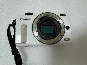 カメラ Canon EOS M2 ミラーレス一眼レフ ボディ 現状品 ジャンク品　部品取り