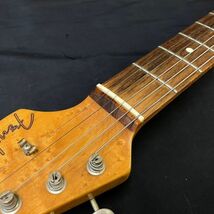 DKb947D16 Fender USA STRATOCASTER ORIGINAL Contour Body エレキギター ハードケース_画像3