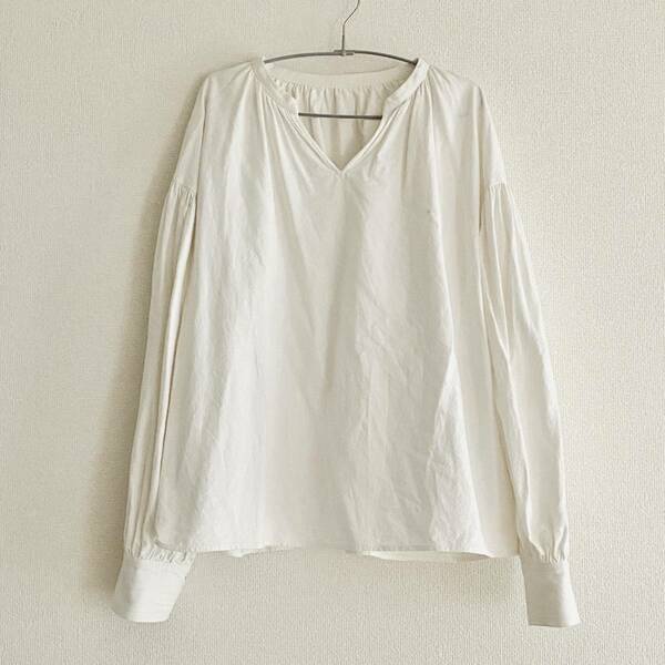 【中古】Ungrid スリーブボリュームブラウス オフホワイト FREE アングリッド sleeve volume blouse off white バルーン トップス シャツ