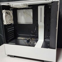 【送料無料】NZXT H510 White&Black(CM-H510B-W1) ミドルタワー型PCケース(ATX) IN WIN SIRIUS PURE×3基搭載_画像6