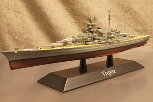 ★ドイツ海軍　戦艦 ティルピッツ　1/1250　953010