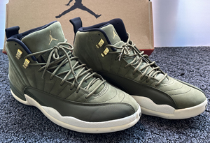 ナイキ エア ジョーダン 12 レトロ・NIKE AIR JORDEN 12 RETRO 130690-301 ・ OLIVE CANVAS / METALLIC GOLD サイズ US 13・31cm