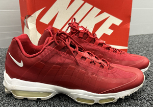 ナイキ エア マックス 95 ウルトラエッセンシャル・NIKE AIR MAX 95 ULTRA ESSENTIAL /GYM RED/WHITE-WHITE 857910-600サイズ US 12・30cm