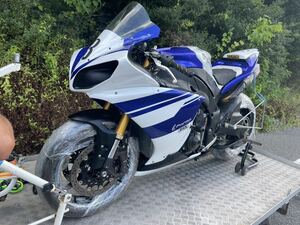 ヤマハR1 2011年式　カウル　一式　レーシングカウル　美品