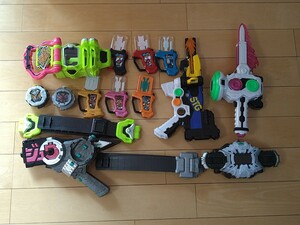 同梱不可 未確認ジャンク品 仮面ライダー ベルト等まとめ売り エグゼイド ジオウ 現状お渡し品 食玩含む (ベルト・武器のみ通電確認済)