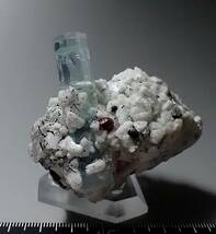 『外国産鉱物』★パキスタン産★Aquamarine and Spessartine Garnet★鉱物・化石・岩石・標本_画像9