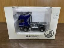 35) UH スカニア 1/50 Scania R580 トラックヘッド (ブルー) E5684 ミニカー_画像1