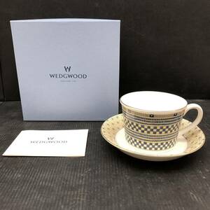 I ☆未使用品☆ WEDGWOOD ウエッジウッド SAMURAI サムライ カップ ソーサー セット 洋食器 テーブルウェア 銀彩 箱 栞 付