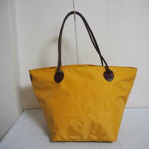 * waste number goods *Herve Chapelier/ Herve Chapelier * leather steering wheel * boat type * tote bag * tote bag * bag *A4* yellow × chocolate *