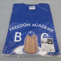 Y211★ガールズ＆パンツァー 総集編　Tシャツ BC自由学園　M　青　未開封★F_画像1