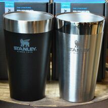 スタンレーSTANLEYスタッキング真空パイント2色セット【マットブラック＆シルバー】真空断熱 保冷保温タンブラー アウトドア キャンプ BBQ_画像1