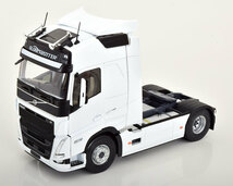 solido 1/24 Volvo FH16 Globetrotter XL 2022　ホワイト　ボルボ　トレーラーヘッド_画像1