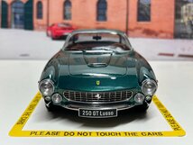 KK scale 1/18 Ferrari 250 GT Lusso 1962　グリーンメタリック　ダイキャスト製　フェラーリ_画像3