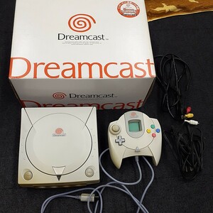 SEGA セガ Dreamcast ドリームキャスト 本体 HKT-3000 コントローラー HKT-7700 中古品 箱付き　zejみ