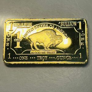 アメリカ　ブリオン　1トロイオンス　ブルデザイン　ケース付き　記念メタル　金色の塊　硬貨　重さ31.9g