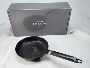 バーミキュラフライパン　VERMICULAR. 20cm Oven-Safe Skillet ユーズドです。