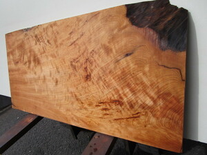 屋久杉　の　乾燥材　◆虎杢テーブル材　　◆虎杢お盆材　◆虎杢棚板材　　№１４０９