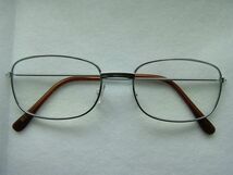 メタルフレーム老眼鏡+1.5　シルバー色スクエア型　_画像1