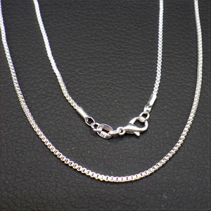 [NECKLACE] 925 Silver Plated Box Chain スリム スクエア ボックス ベネチアンチェーン シルバーネックレス 1.4x560mm (4.5g)【送料無料】