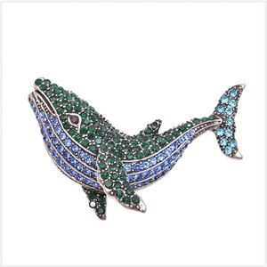 [BROOCH] Rhinestone Whale ビューティフル ラインストーン ホエール 鯨 クジラ 5cm ブローチ (ペンダントにもなります。) 【送料無料】