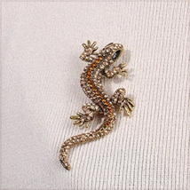 [BROOCH] Beautiful Lizard ブラウンライン キラキラ CZ シャンパン ゴールド トカゲ (ヤモリ イモリ) ブローチ (ペンダント トップ)_画像4