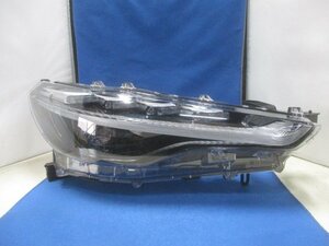 トヨタ　カローラクロス　ZSG10/ZVG11/ZVG15　右ライト/右ヘッドライト　LED　純正　HASCO　16-177　【Z】　514140