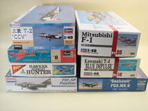 ％ー【送料なし】1/48　T-2 CCV　F-1　T-4　F9Fー5P　SEAHAWK　等　近代ジェット機　　計7点　未組立　ー％_画像2