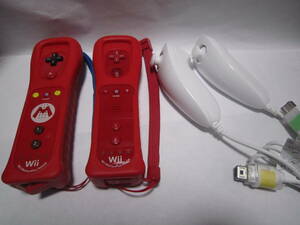 Wii リモコン モーションプラス マリオ 赤 シリコンカバー ストラップ 付 2個 ＋ ヌンチャク 白 2個 動作確認済