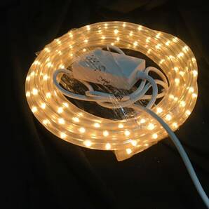 点滅コントローラー付き電球色の電球ロープライト。長さ約5m。LEDではありません電球のロープライトです。レトロ感満載です。の画像1
