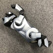 ★D12142/SONY ソニー/バーチャルペット/AIBO アイボ/ERS-210/ロボット/シルバー/箱・エナジーステーション付/ジャンク_画像3