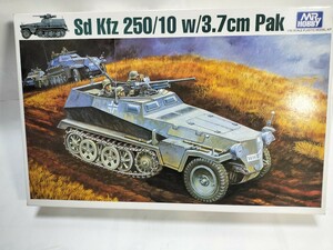 GSIクレオス　1/35　Sdkfz250/10 3.7cm対戦車砲搭載型