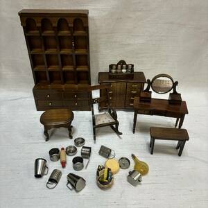 ● ドールハウス 家具 食器 小物 まとめ ミニチュア 検) 人形 木製 椅子 棚