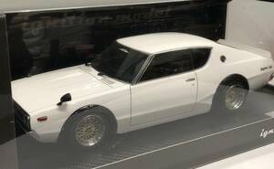 保管品　Nissan SKYLINE 2000GT-R　（KPGC110）　White　1：18　0747　ignitionmodel 