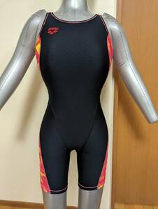 アリーナ タフスーツ タフスパッツ 女子競泳水着 SAR-9125WB 黒/オレンジ サイズM