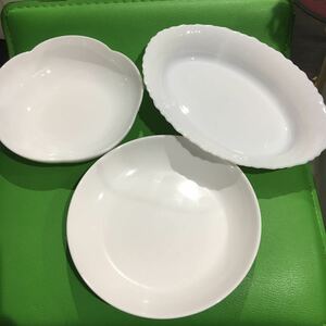 フランス　ガラス　アルコパル　山崎パン祭り　白い食器　楕円皿　他　プレート　3枚セット　ホワイト 