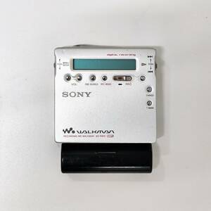 4201【通電OK☆SONY / WALKMAN】当時物 ソニー ウォークマン≪MZ-R900≫ポータブルMDプレーヤー レコーダー 録音◇外付け乾電池ケース 本体