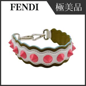 極美品フェンディ ミニストラップユー スタッズ ハンドストラップ FENDI