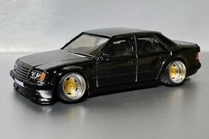 希少 レア メルセデスベンツ 500E 改 W124 深リム OZ ローダウン カスタム ツライチ 改造 ワイドボディ ポルシェチューン ネオクラ (1/64)