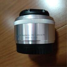 Nikon 1 J5 Wレンスキット SILVER レザーストラップ付き_画像9