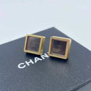 【希少】CHANELシャネル ピアス ココマーク フランス製 シャネルココ ゴールド　スクエア　ヴィンテージ　刻印 01C