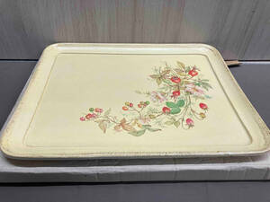  Italy made wooden antique tray . strawberry cream yellow O-Bon 