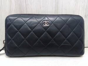 シャネル　CHANEL／マトラッセ 1541****／ラウンドファスナー　財布　黒