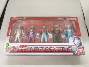 未開封品 現状品 バンダイ 栄光のニュージェネレーションヒーローズセット3 ウルトラヒーローシリーズEX ウルトラマン