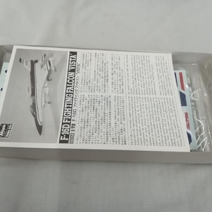 プラモデル ハセガワ 1/72 F-16D ファイティング ファルコン ‘VISTA' 特別仕様 アメリカ海軍 シュミレーター試験機の画像3