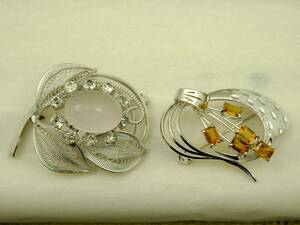  natural crystal fashion brooch 2 piece approximately 19g present condition goods selling out 