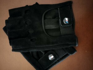 新品　BMW Ｍsportロゴ付きドライビンググローブ、サイズｌ（24）シープスキン　黒