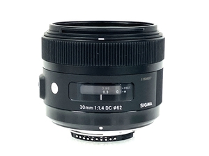 SIGMA 30mm F1.4 DC HSM ニコン用 大口径標準レンズ カメラ周辺機器 中古 T8300754