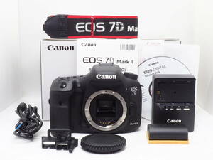 ■美品■ キャノン Canon EOS 7D Mark II ボディ 《 スレ無し 使用感極少 元箱 》 MK2 マーク２　#060829901