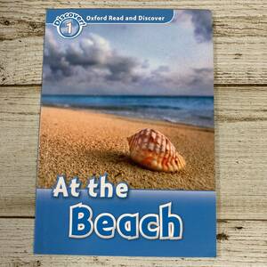 SB08-55 ■【洋書】 Oxford Read and Discover Level 1　At the Beach ■ オックスフォード大学出版局 【同梱不可】